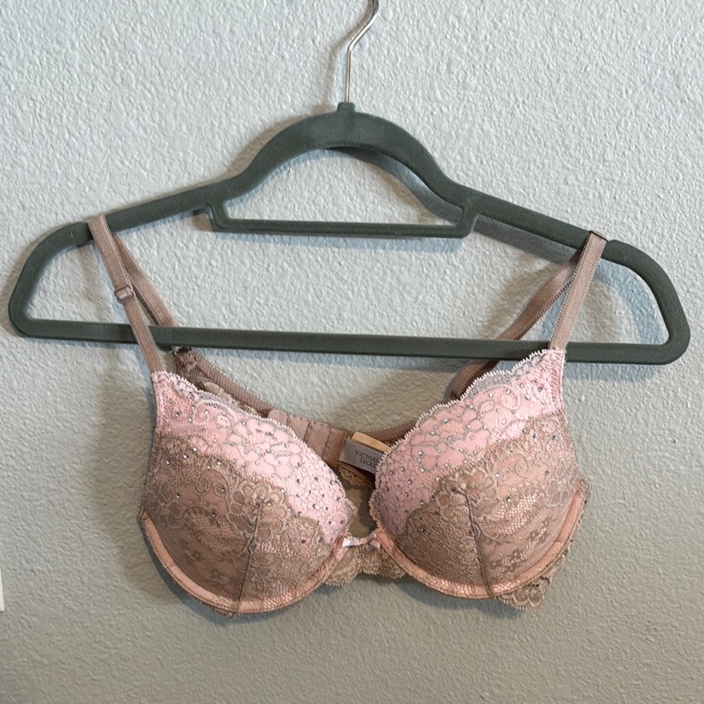 Victoria's Secret Set Pink and Tan Lace Dream Angels Plunge 36B & Matching Panty